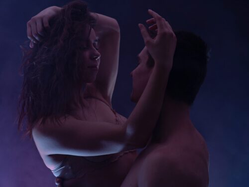 Massaggio erotico: sblocca la tua intimità su RubPage.com