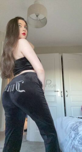 Erotic Tantra with Daisy