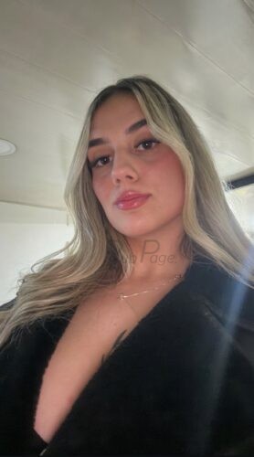 Ari……Open minded for everything 😊 👅